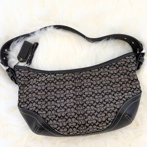 Coach Authentic Signature Shoulder Bag